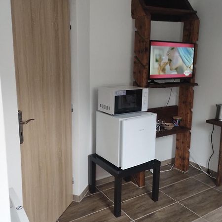 Ubytovani Pod Jezem Loket Bagian luar foto
